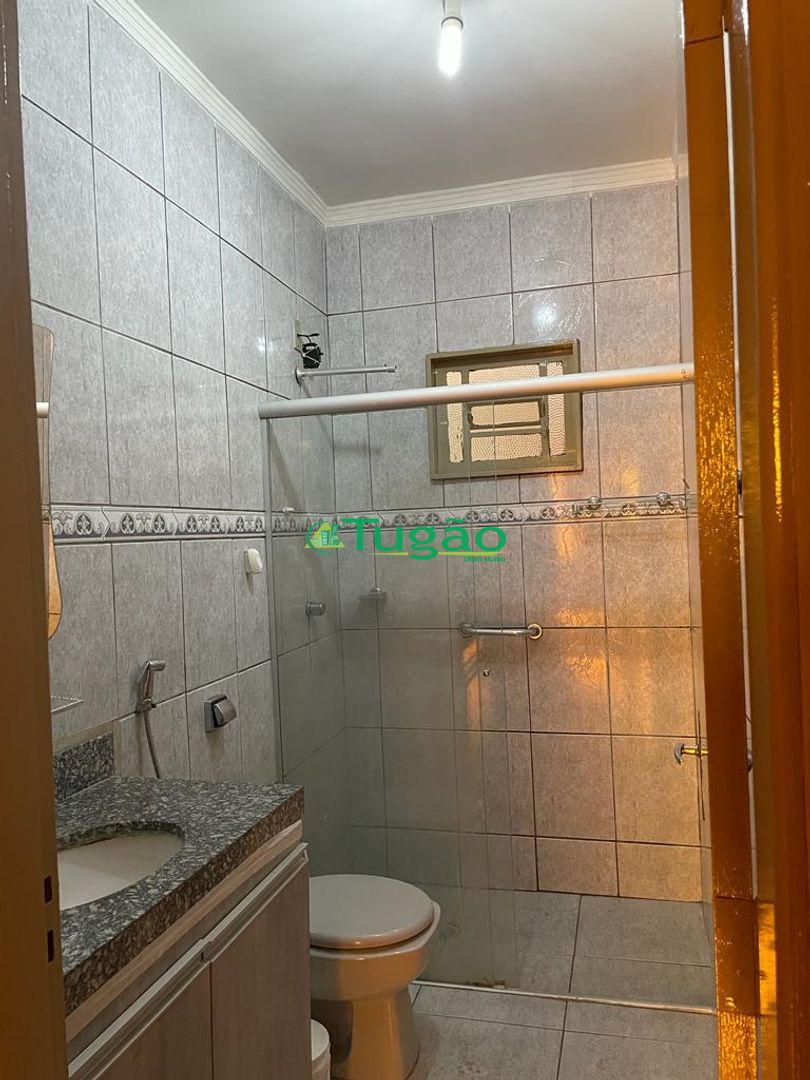 Casa com 3 quartos à venda, 184m² — foto 9 de 17
