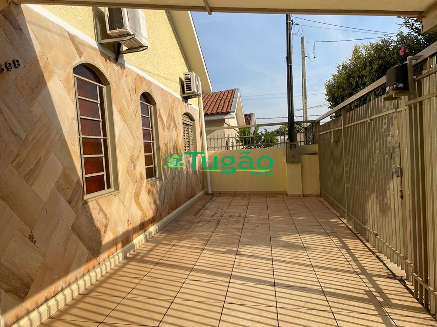 Casa com 3 quartos à venda, 184m² — foto 16 de 17