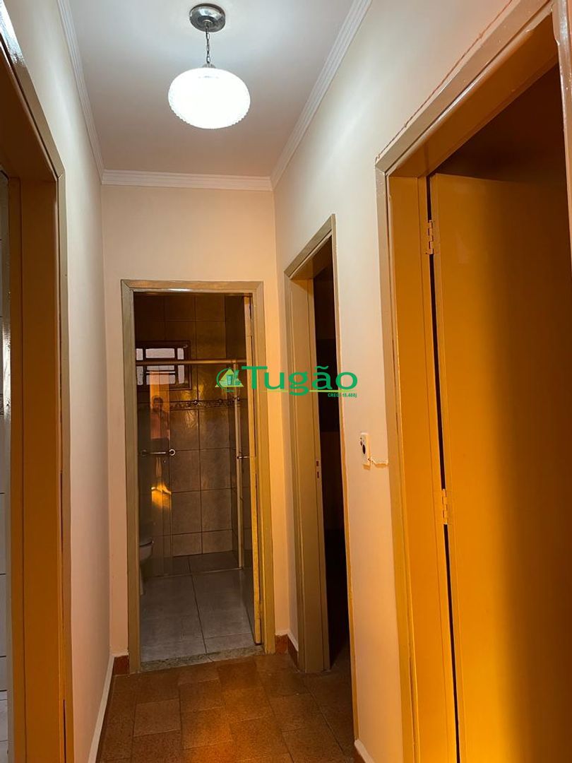 Casa com 3 quartos à venda, 184m² — foto 12 de 17