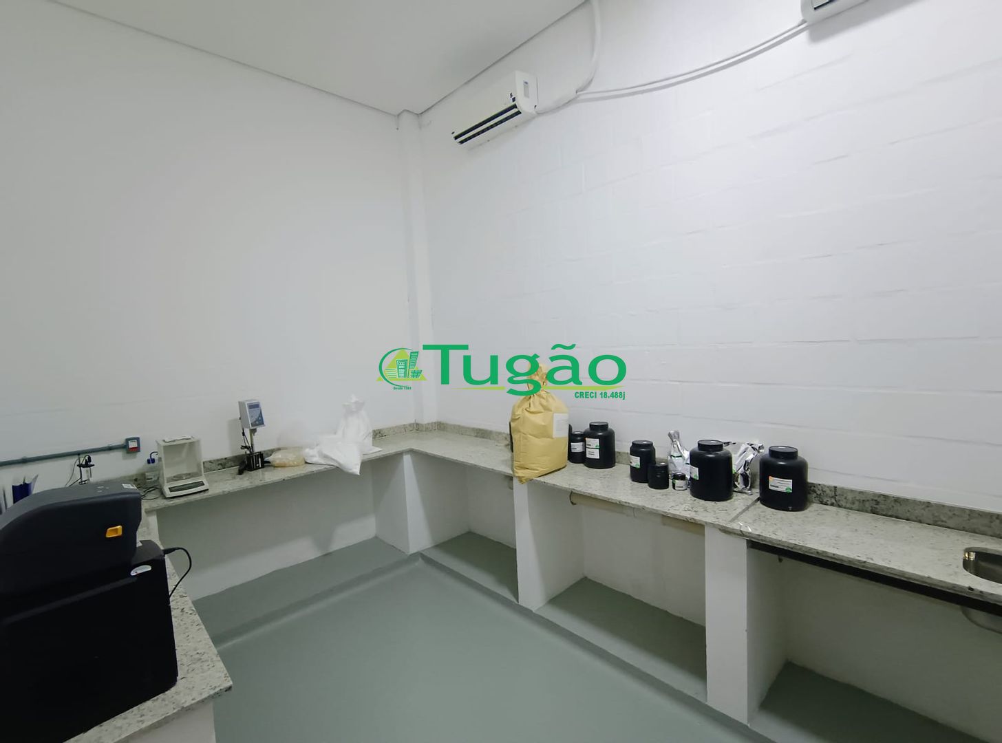 Galpão / Depósito / Armazém  à venda, 1327m² — foto 11 de 32
