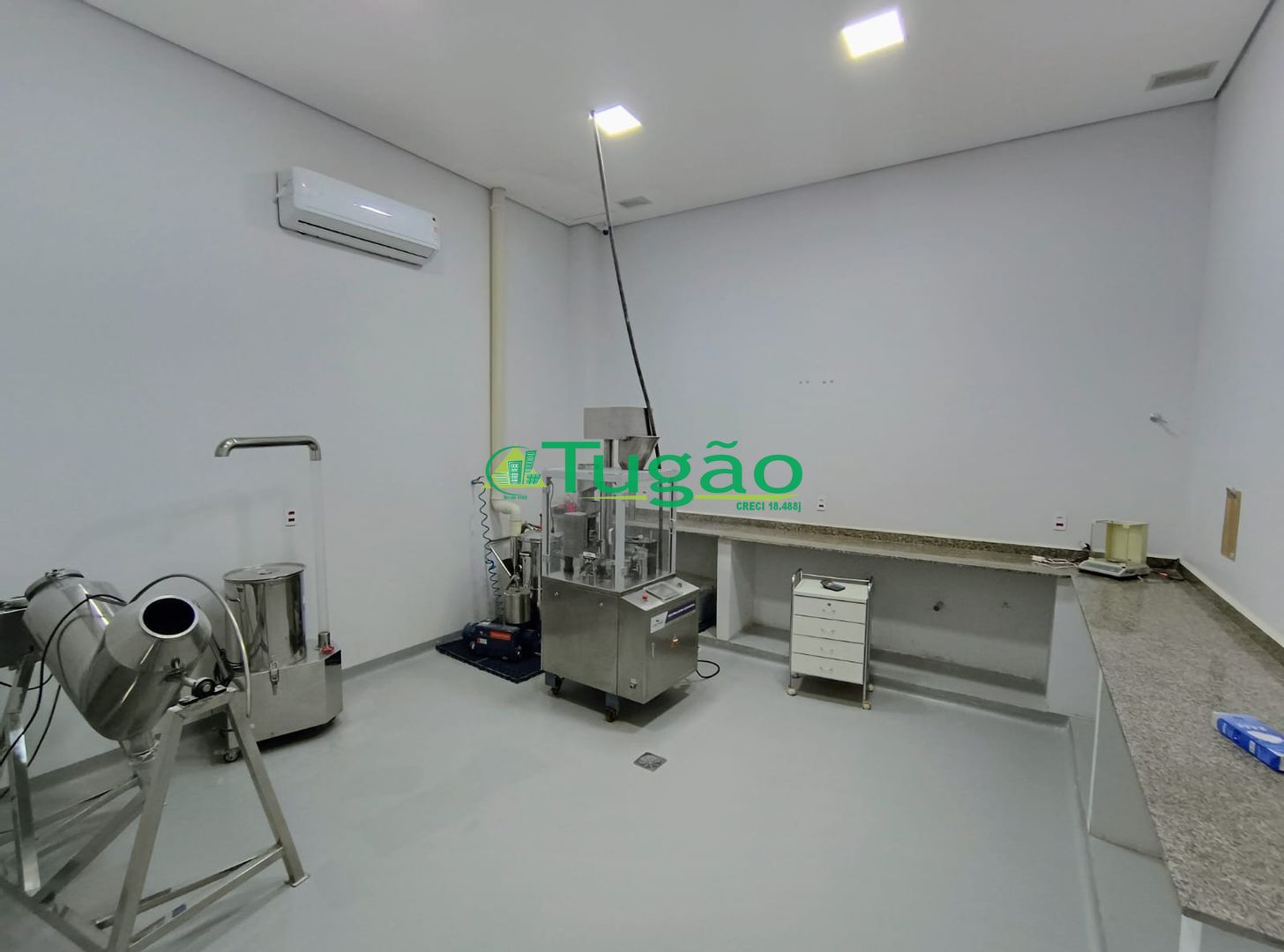 Galpão / Depósito / Armazém  à venda, 1327m² — foto 8 de 32