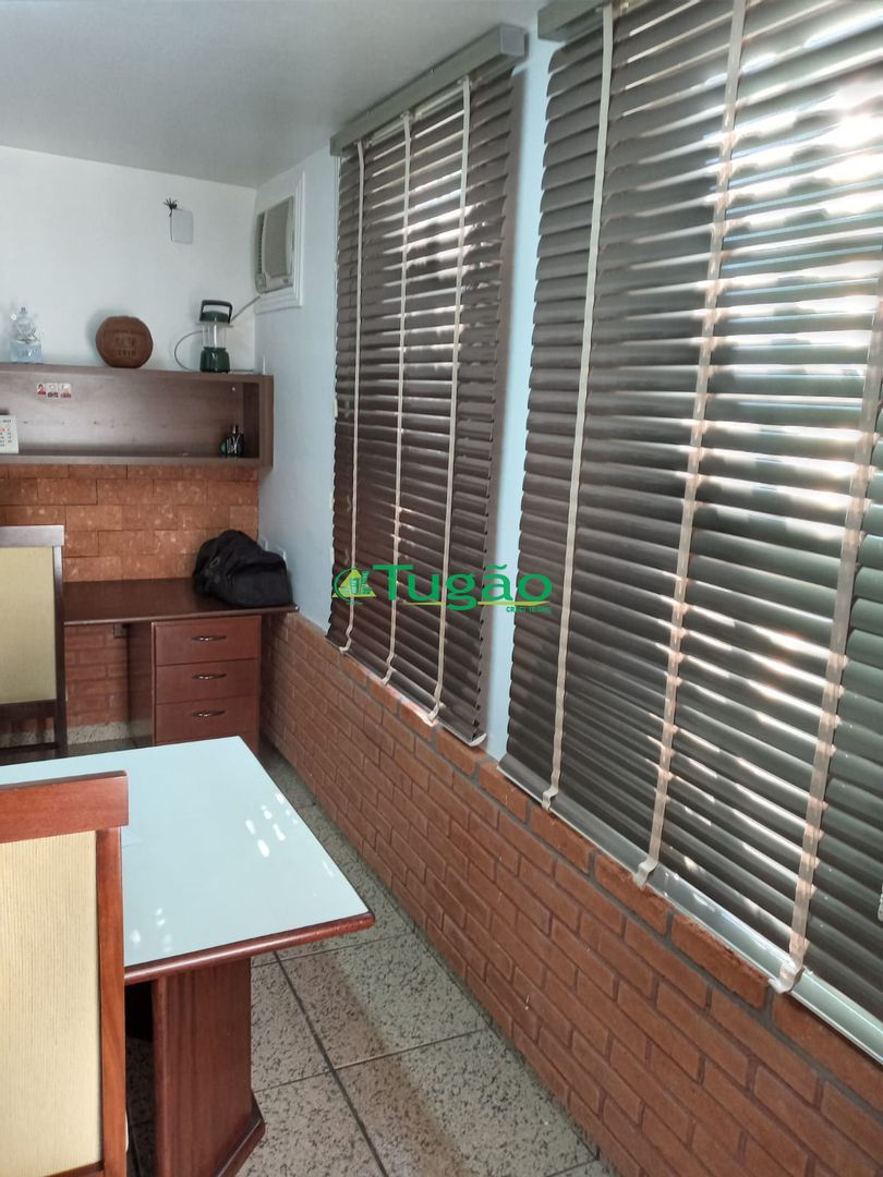 Casa com 3 quartos à venda, 181m² — foto 16 de 16