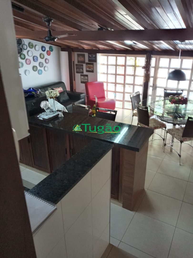 Casa com 3 quartos à venda, 181m² — foto 5 de 16