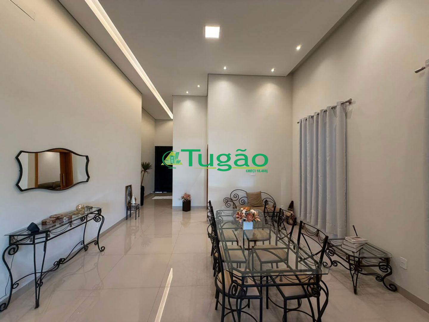 Casa de Condomínio com 3 quartos para aluguel, 200m² — foto 22 de 37