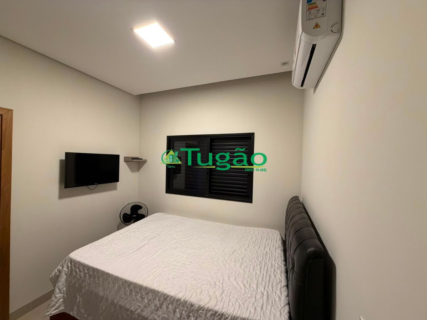 Casa de Condomínio com 3 quartos para aluguel, 200m² — foto 26 de 37