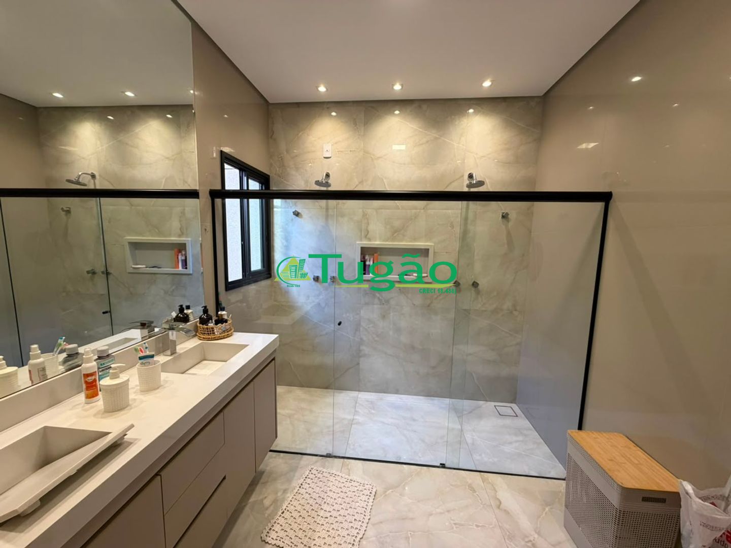 Casa de Condomínio com 3 quartos para aluguel, 200m² — foto 32 de 37