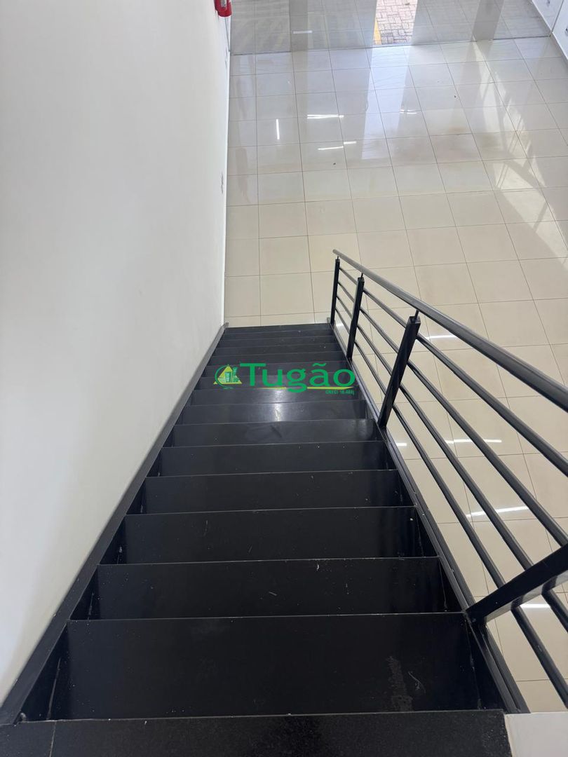 Loja / Salão / Ponto Comercial  para aluguel, 100m² — foto 2 de 11