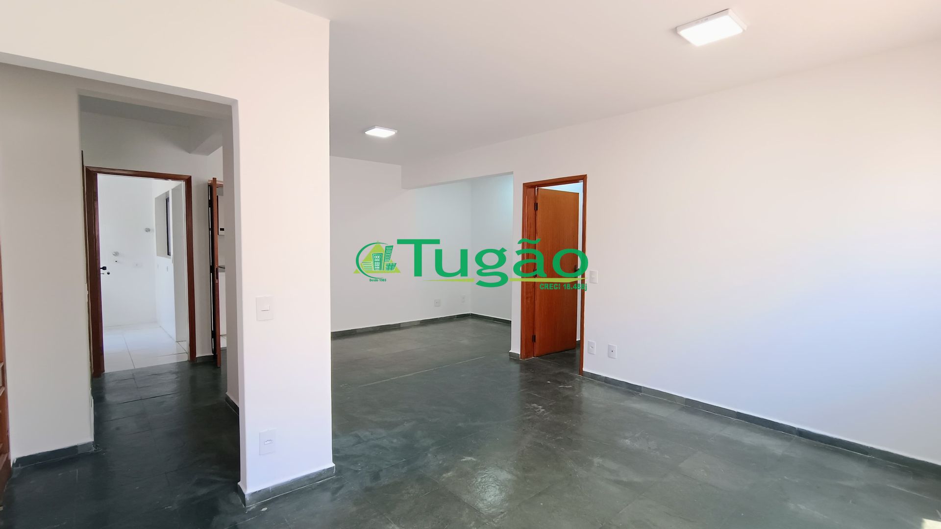 Apartamento com 3 quartos à venda, 163m² — foto 1 de 17