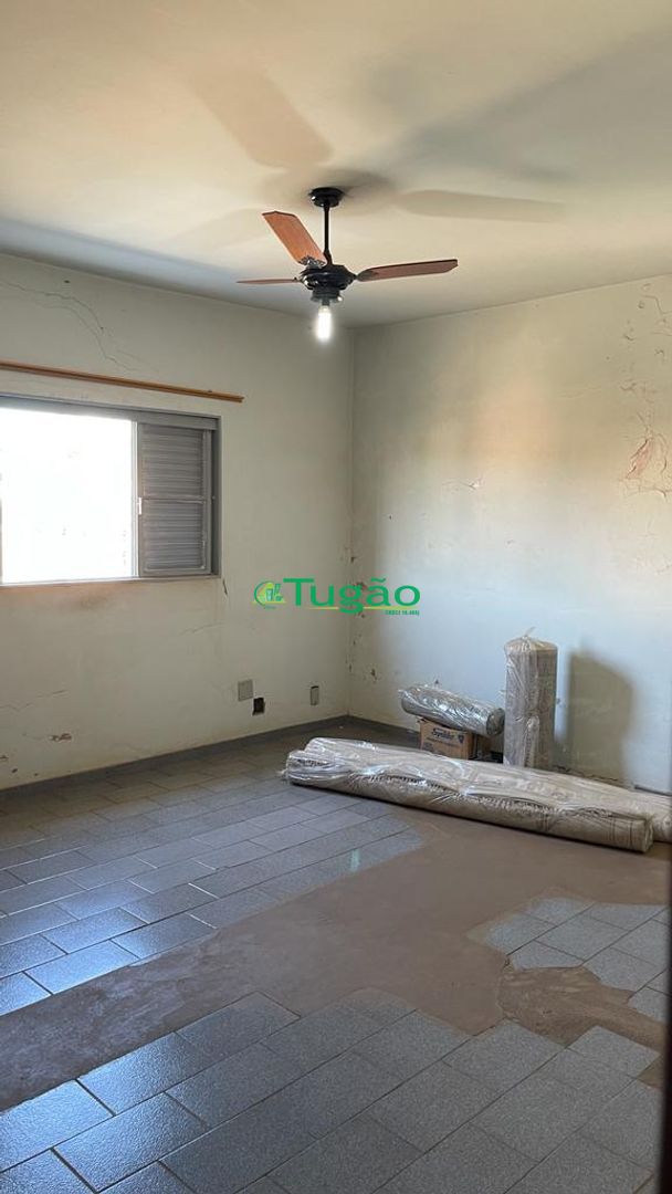 Loja / Salão / Ponto Comercial com 3 quartos à venda, 316m² — foto 4 de 16