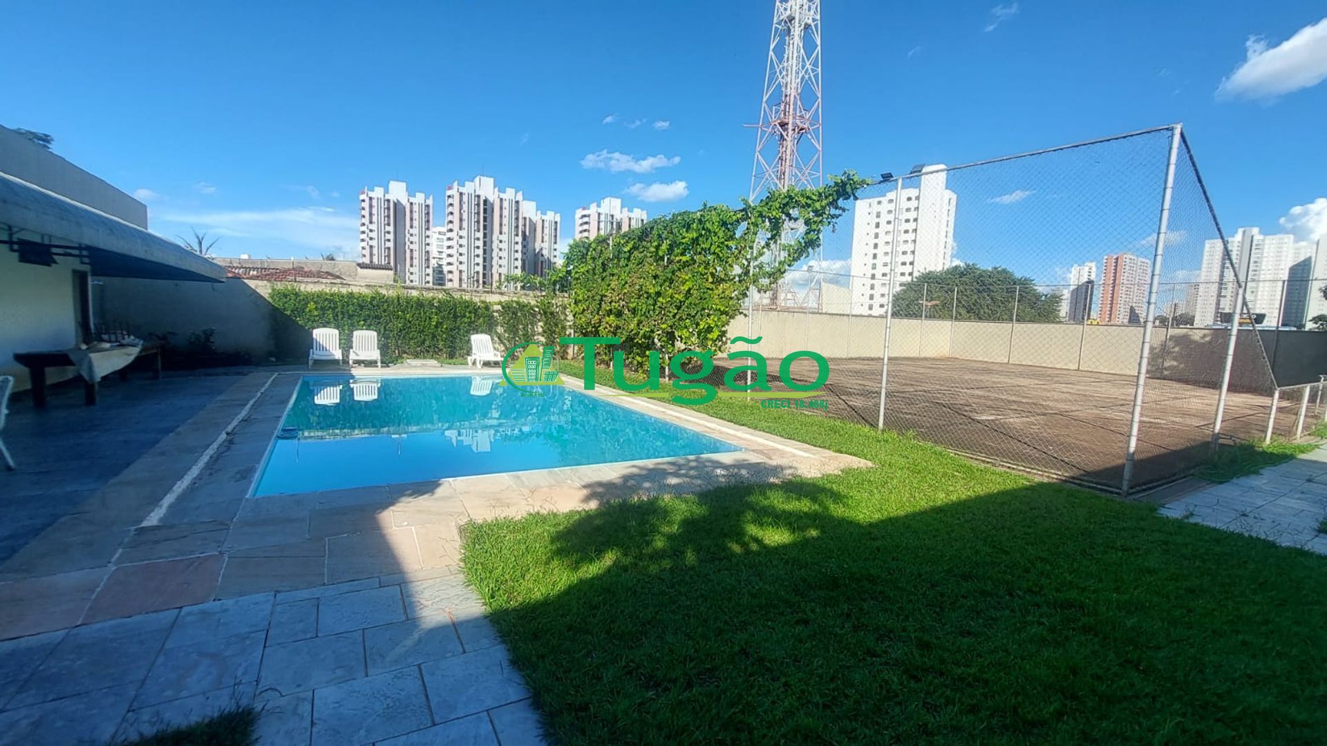 Casa com 6 quartos para aluguel, 600m² — foto 11 de 24