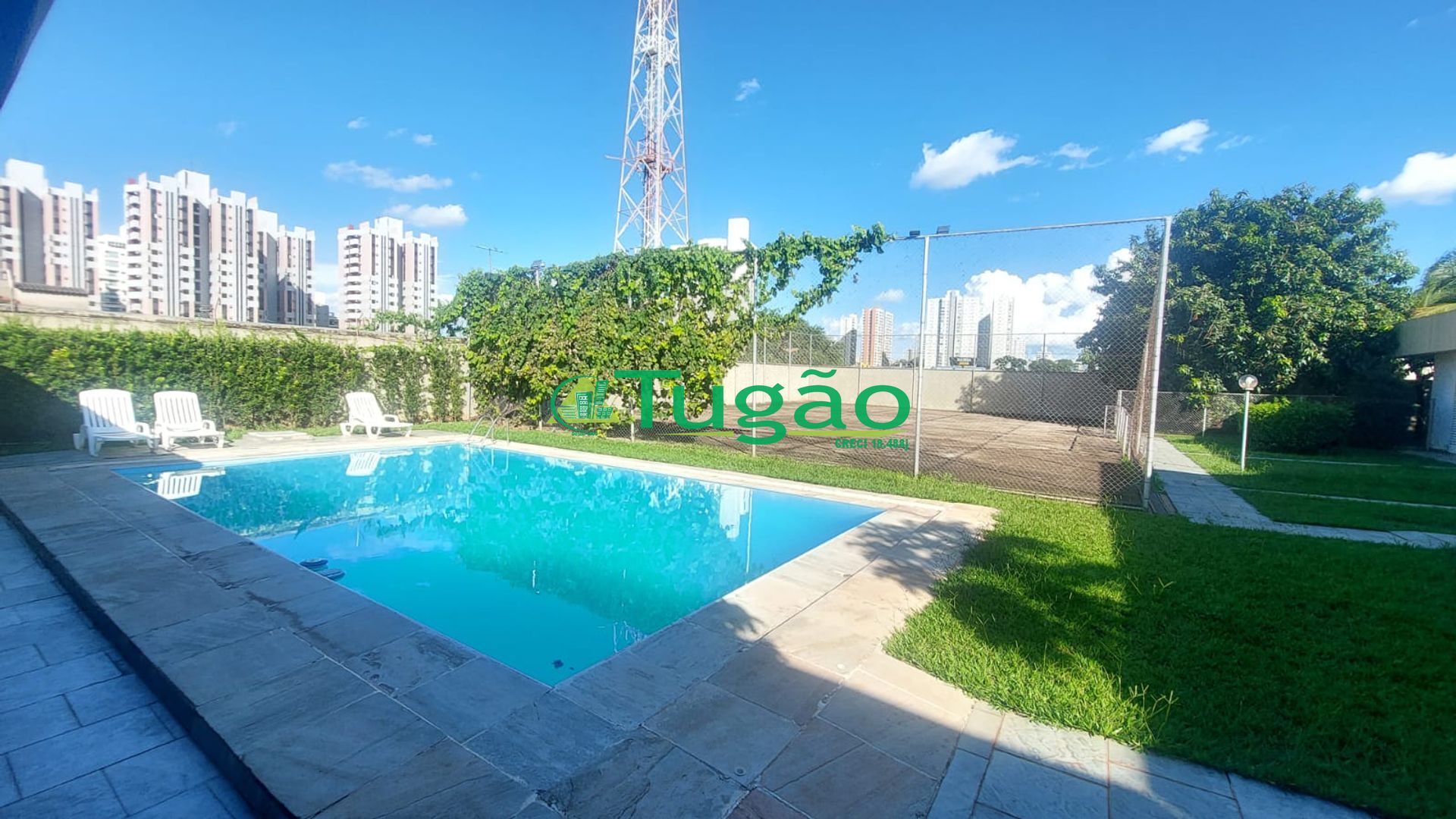 Casa com 6 quartos para aluguel, 600m² — foto 15 de 24