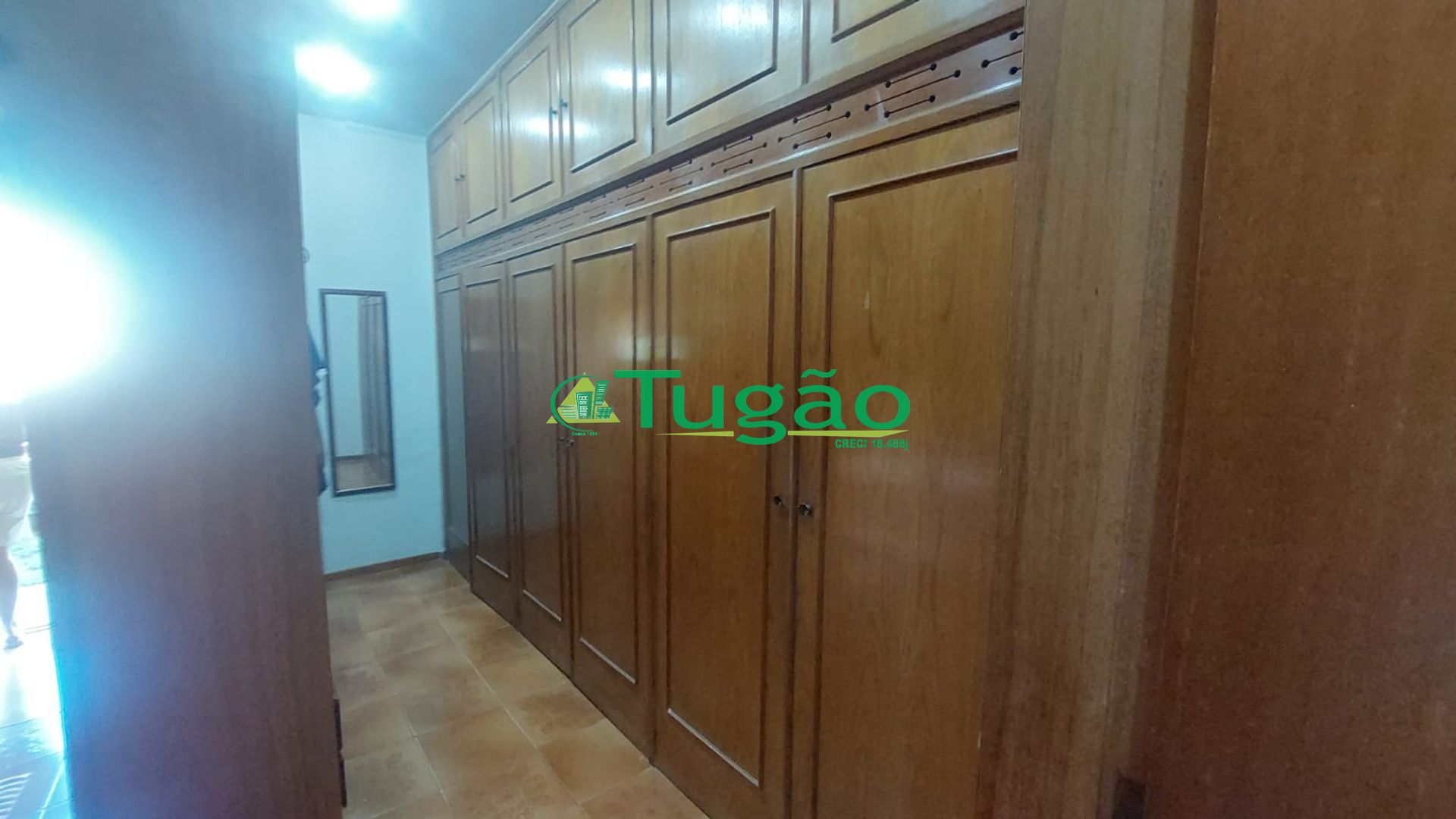 Casa com 6 quartos para aluguel, 600m² — foto 8 de 24