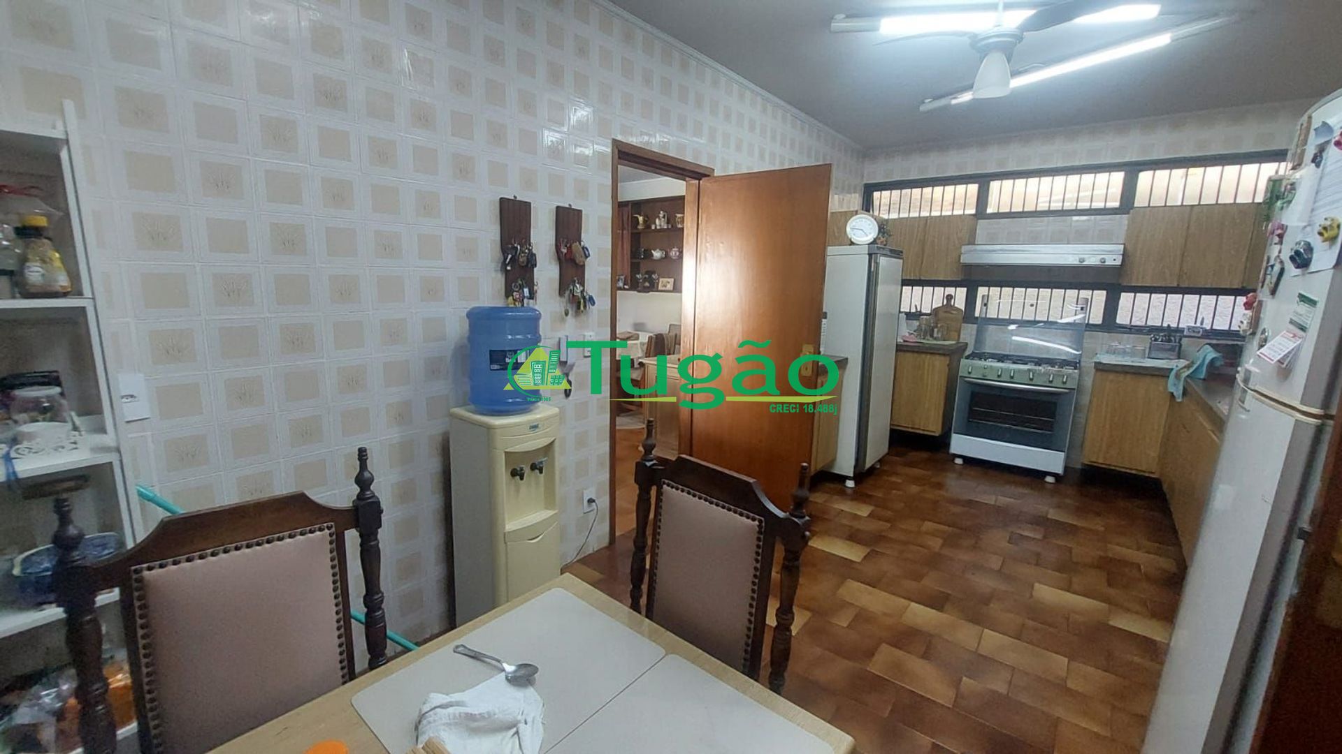 Casa com 6 quartos para aluguel, 600m² — foto 22 de 24