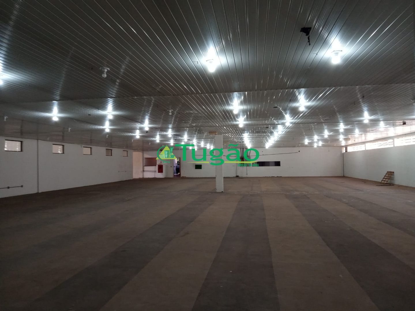 Loja / Salão / Ponto Comercial  à venda, 3200m² — foto 22 de 28