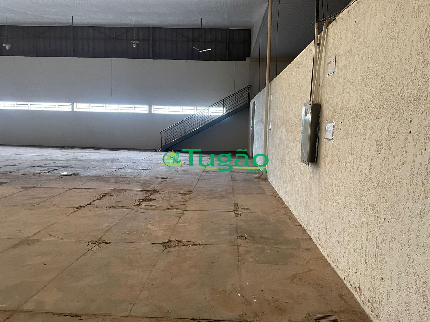 Loja / Salão / Ponto Comercial  à venda, 3200m² — foto 9 de 28