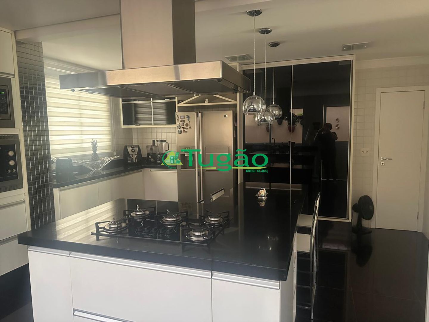Casa com 4 quartos à venda, 300m² — foto 9 de 30