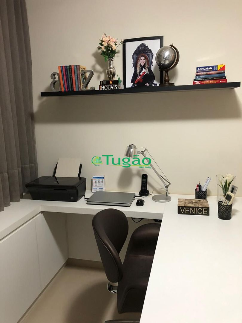 Casa com 4 quartos à venda, 300m² — foto 2 de 30