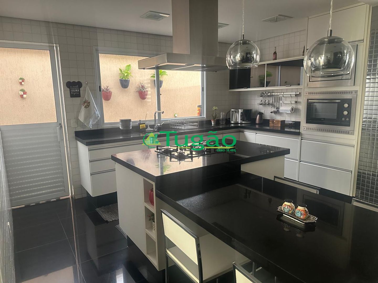 Casa com 4 quartos à venda, 300m² — foto 8 de 30