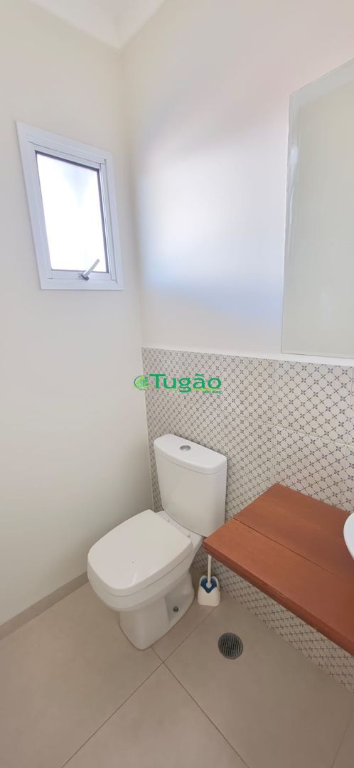 Casa com 2 quartos para aluguel, 100m² — foto 1 de 21