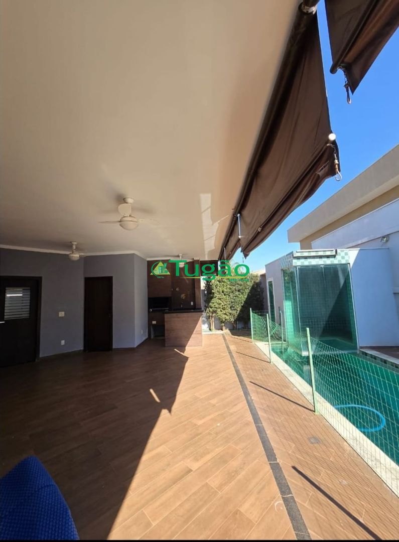 Casa de Condomínio com 3 quartos à venda, 284m² — foto 14 de 16