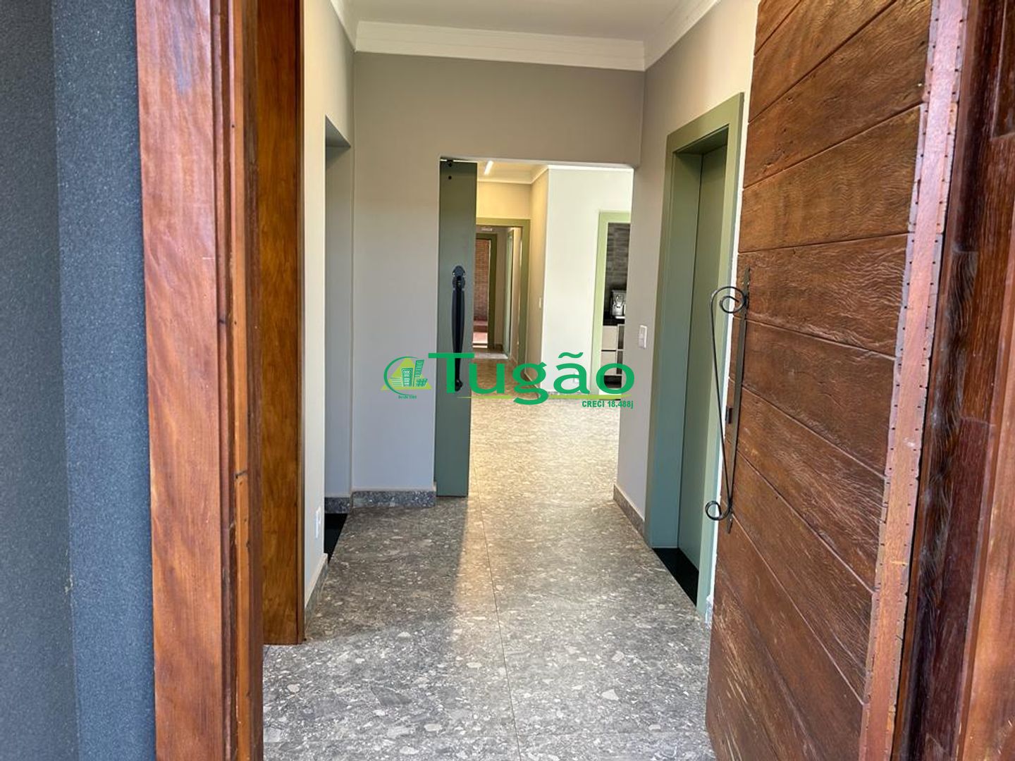 Galpão / Depósito / Armazém  para aluguel, 1691m² — foto 14 de 33