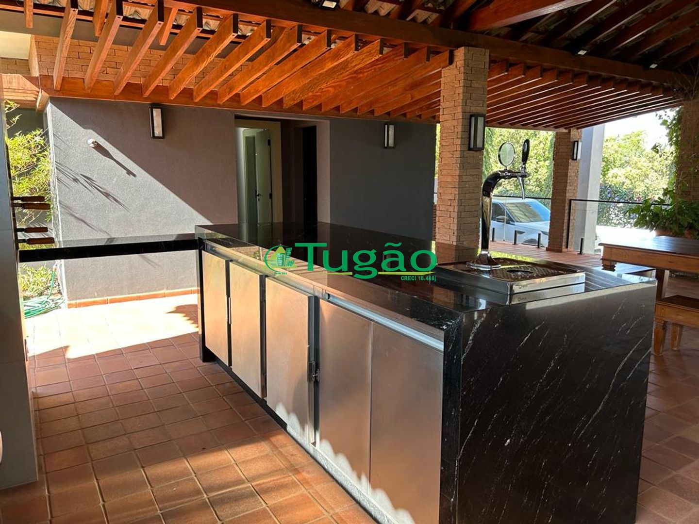 Galpão / Depósito / Armazém  para aluguel, 1691m² — foto 3 de 33