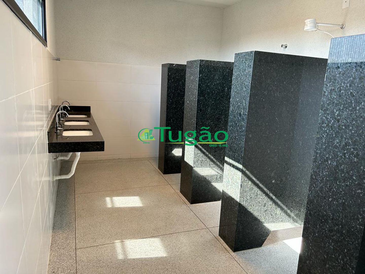 Galpão / Depósito / Armazém  para aluguel, 1691m² — foto 25 de 33