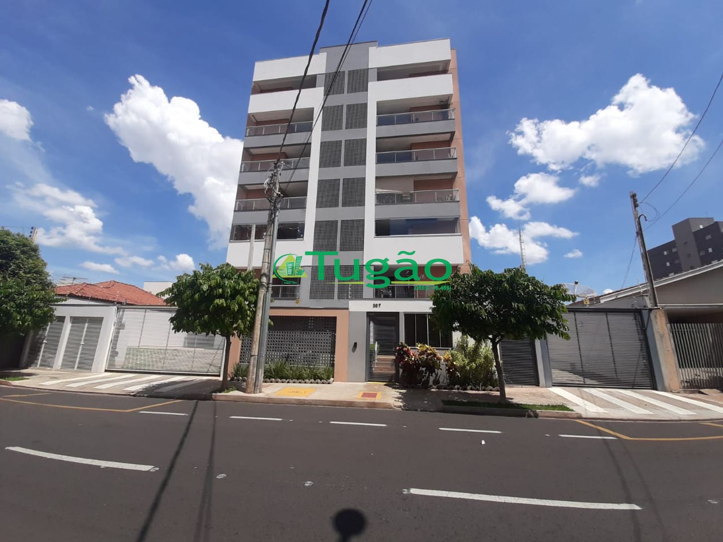 Apartamento com 3 quartos à venda, 92m² — foto 1 de 17
