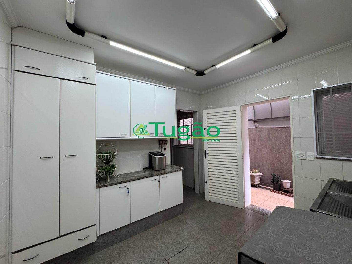 Casa com 4 quartos à venda, 402m² — foto 24 de 50
