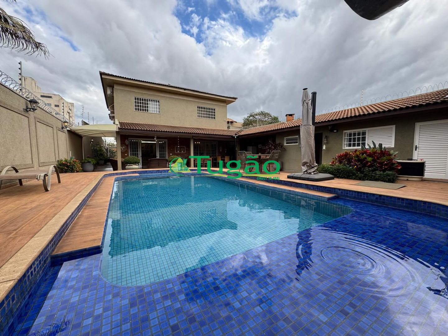 Casa com 4 quartos à venda, 402m² — foto 39 de 50