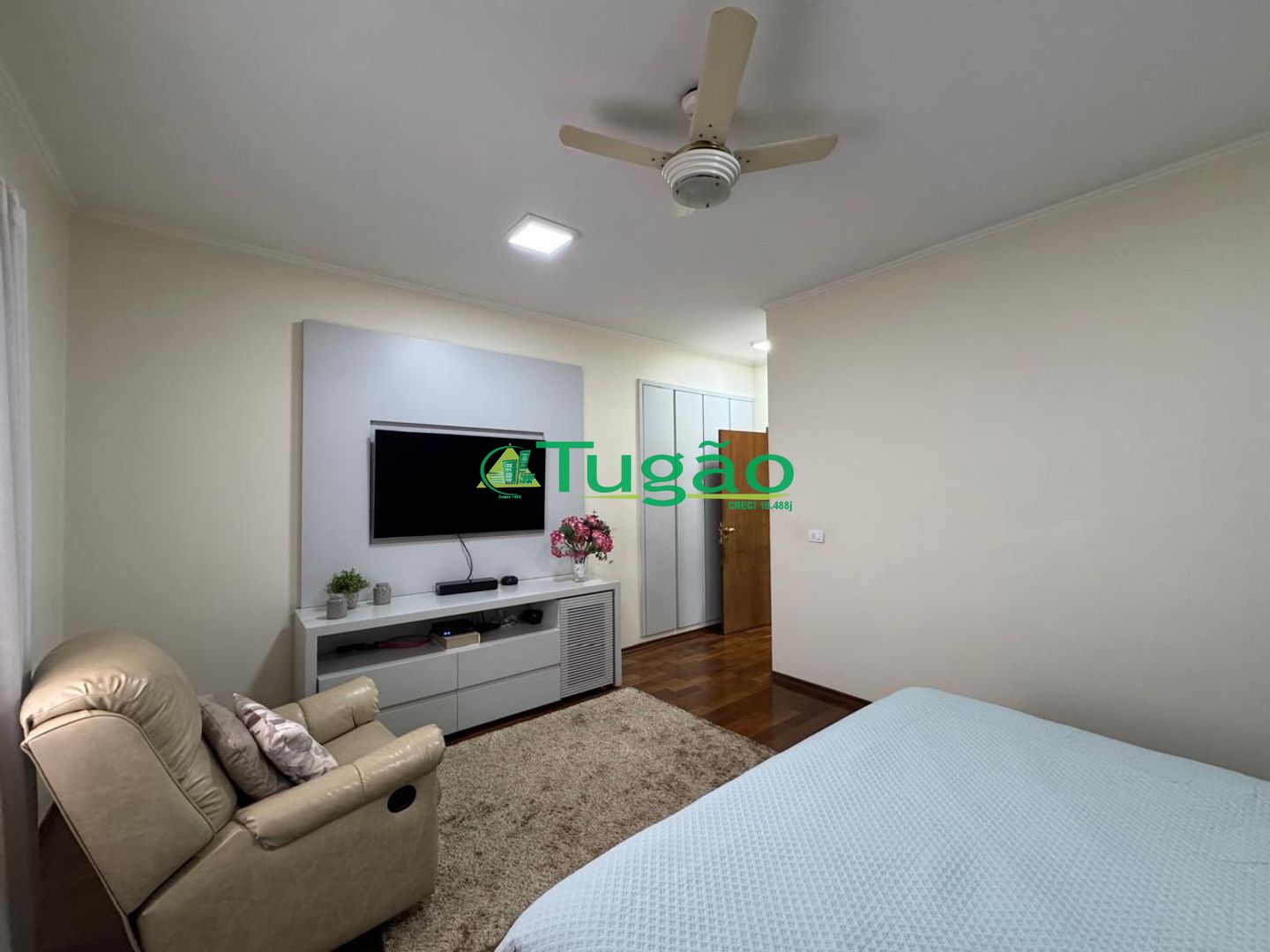 Casa com 4 quartos à venda, 402m² — foto 12 de 50