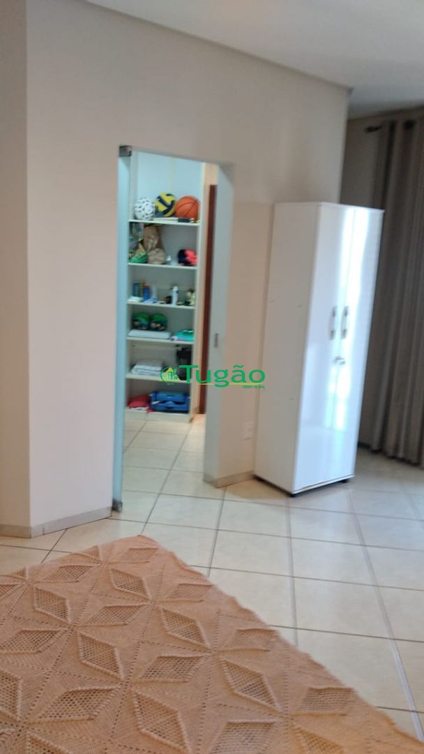 Casa de Condomínio com 4 quartos à venda, 360m² — foto 12 de 15