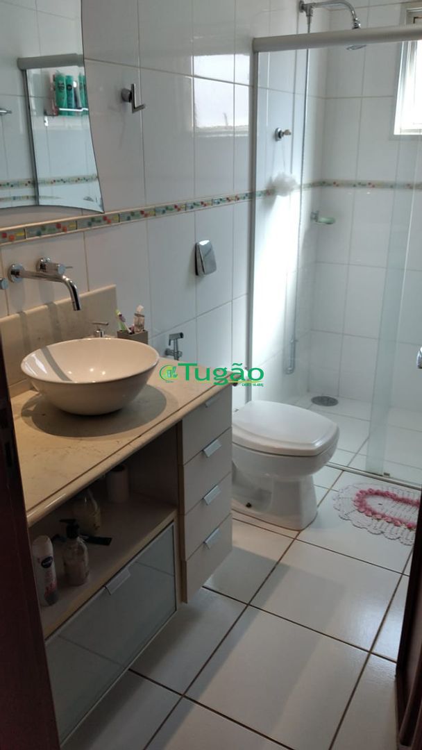 Casa de Condomínio com 4 quartos à venda, 360m² — foto 3 de 15