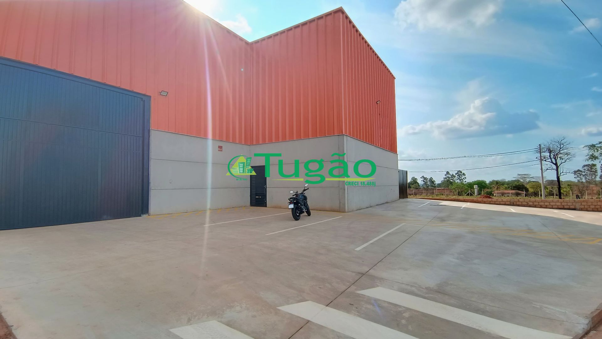 Loja / Salão / Ponto Comercial  para aluguel, 740m² — foto 2 de 10