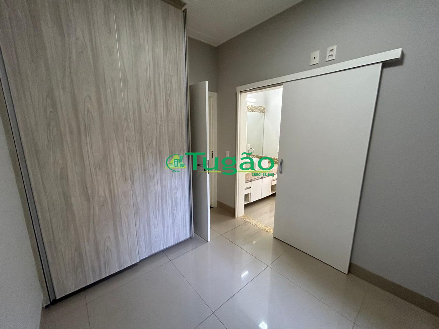 Casa de Condomínio com 4 quartos à venda, 208m² — foto 16 de 26