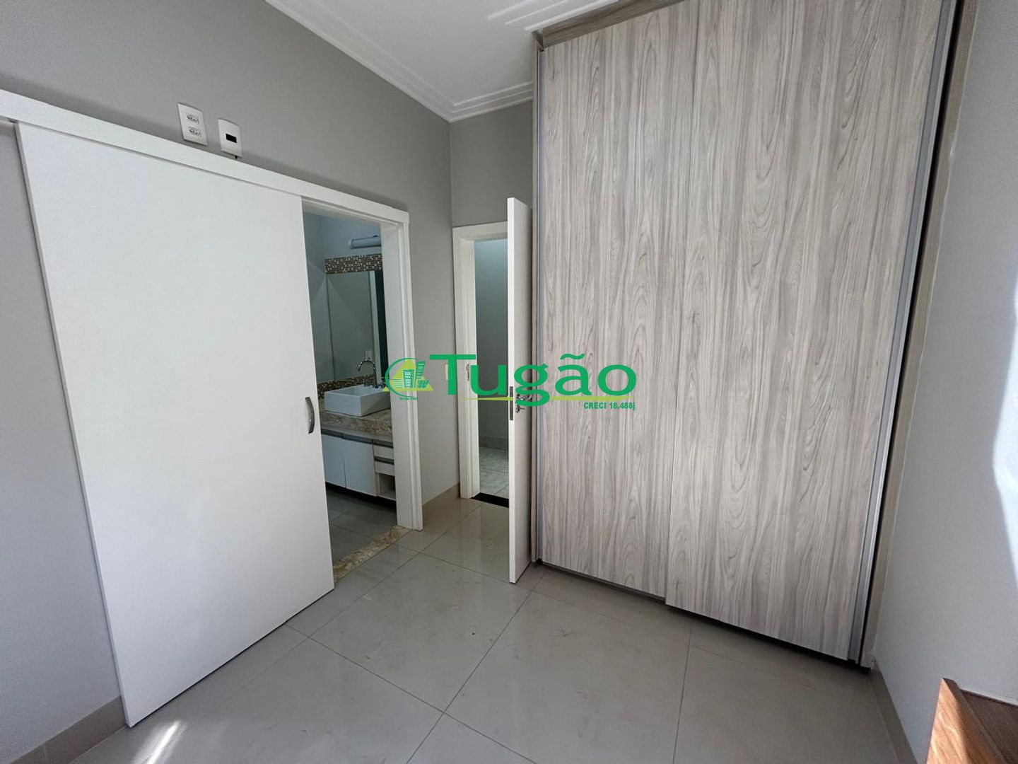 Casa de Condomínio com 4 quartos à venda, 208m² — foto 14 de 26