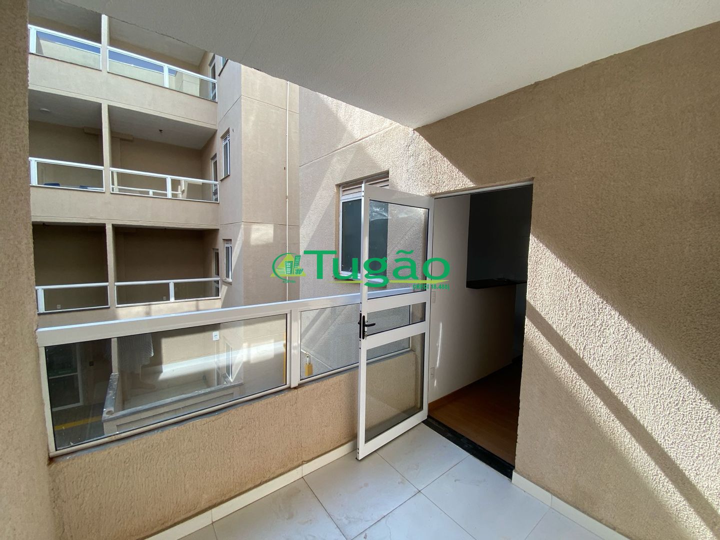 Apartamento com 2 quartos à venda, 40m² — foto 3 de 4