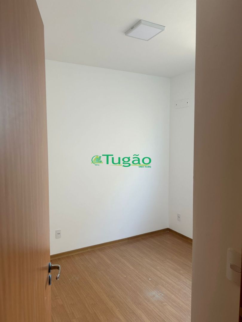 Apartamento com 2 quartos à venda, 40m² — foto 2 de 4