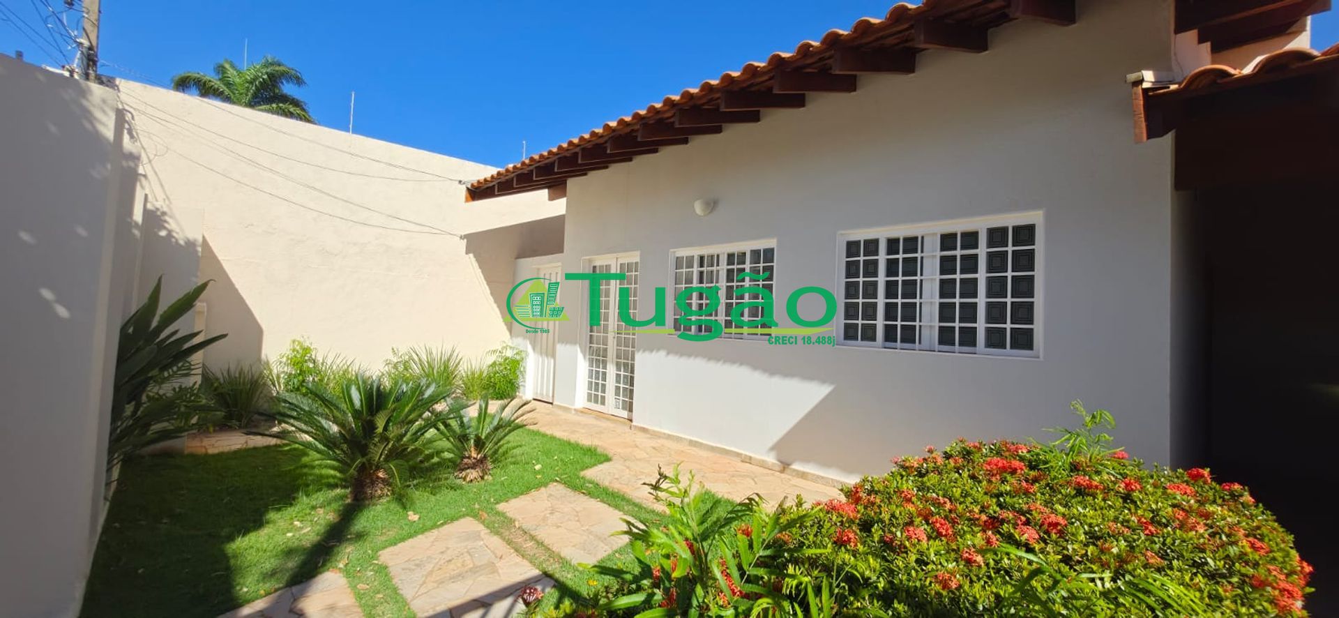 Casa com 4 quartos para aluguel, 330m² — foto 11 de 35