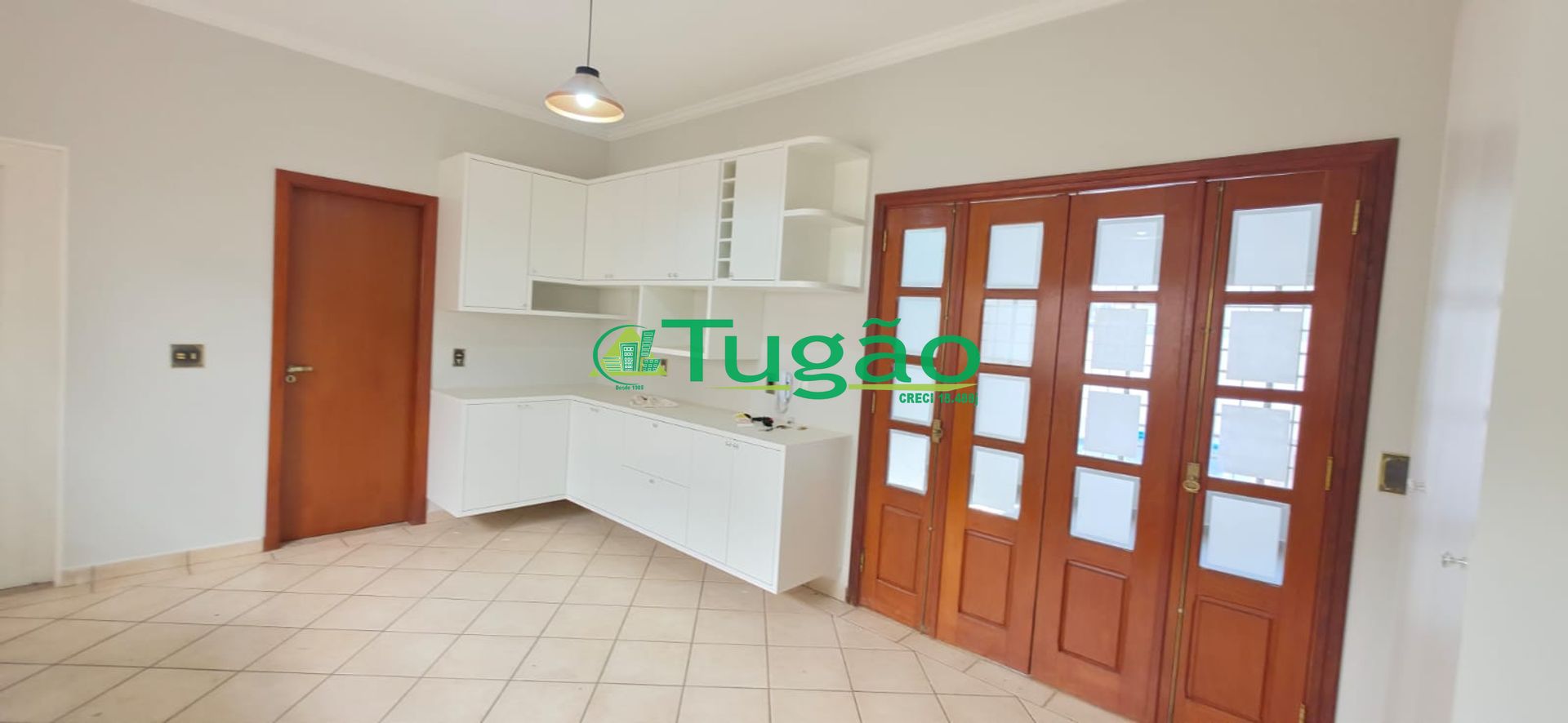 Casa com 4 quartos para aluguel, 330m² — foto 28 de 35