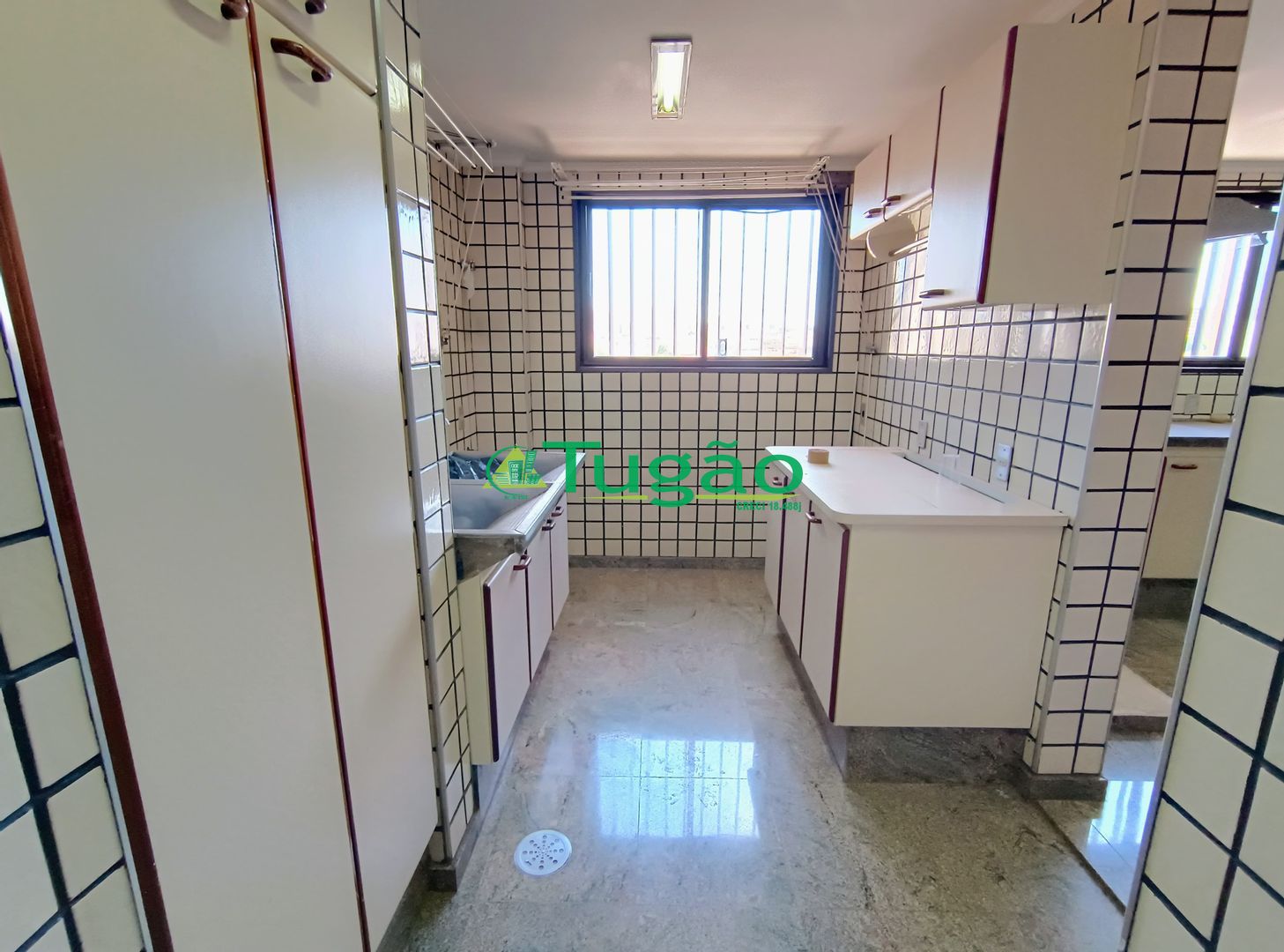 Apartamento com 4 quartos à venda, 395m² — foto 33 de 38