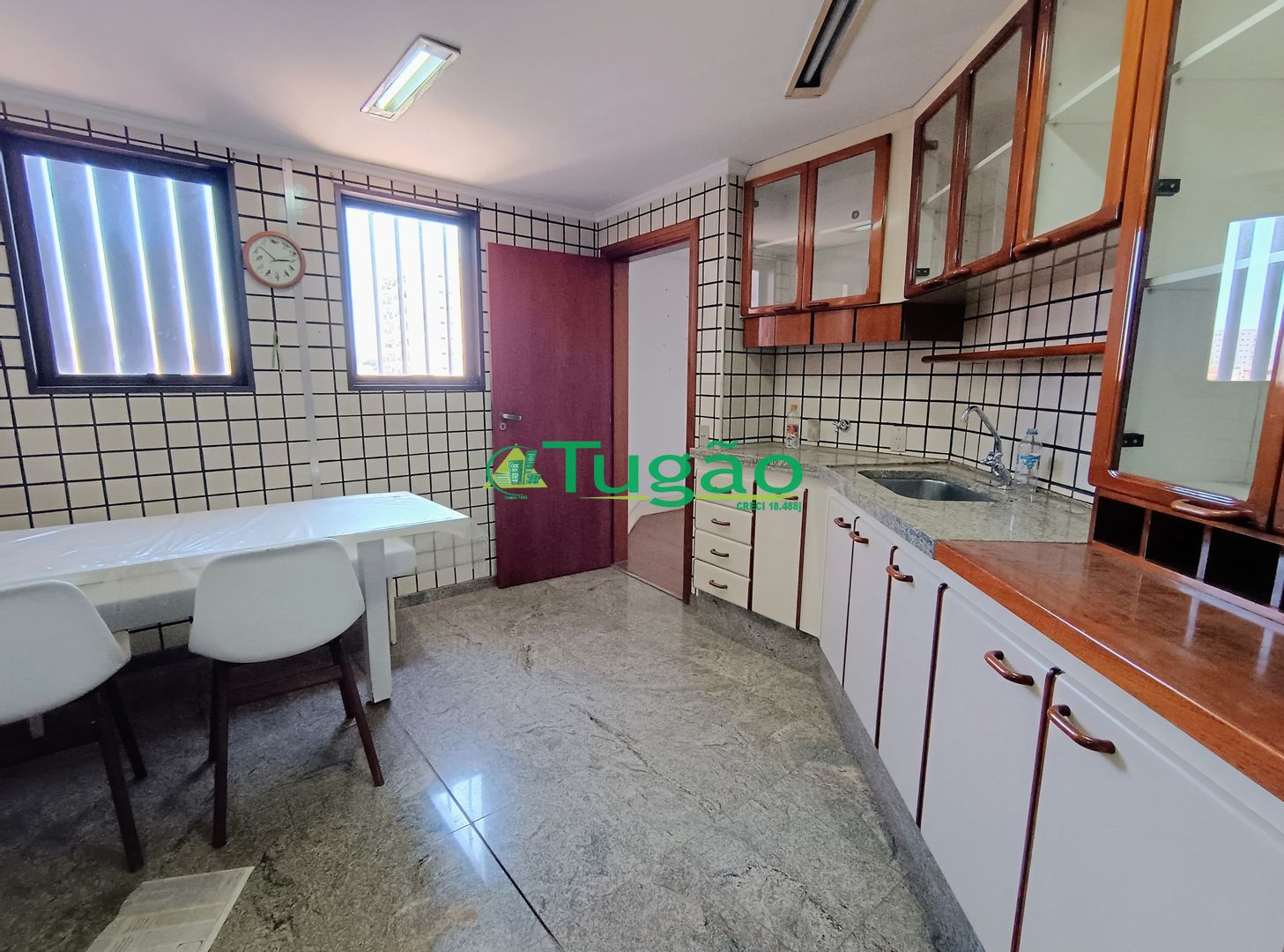Apartamento com 4 quartos à venda, 395m² — foto 31 de 38