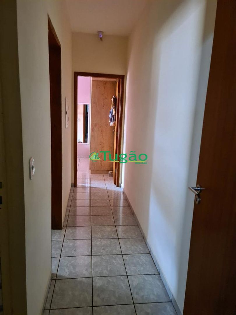 Casa com 5 quartos à venda, 280m² — foto 17 de 23