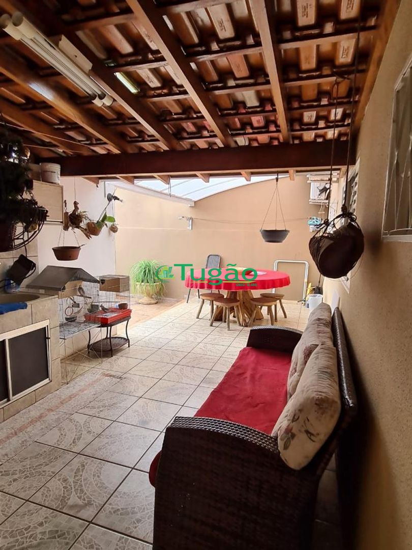 Casa com 5 quartos à venda, 280m² — foto 8 de 23