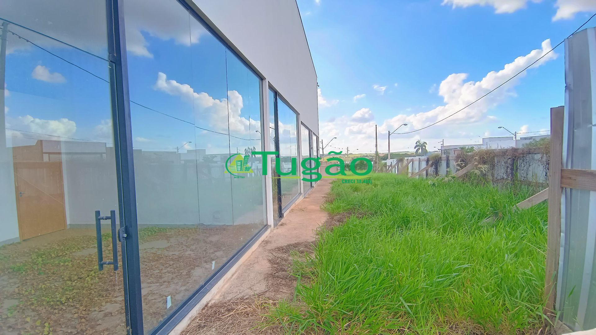 Terreno / Lote / Condomínio  à venda, 140m² — foto 4 de 10
