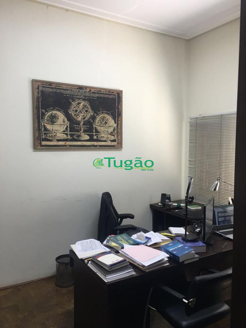 Imóvel Comercial com 7 quartos à venda, 390m² — foto 1 de 18