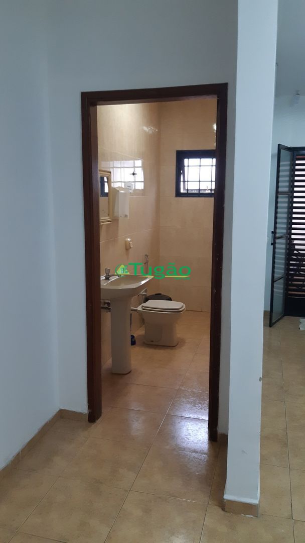 Imóvel Comercial  para aluguel, 400m² — foto 19 de 32