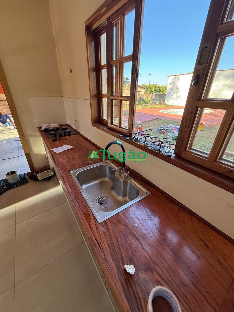 Fazenda / Sítio / Chácara com 3 quartos à venda, 180m² — foto 9 de 12