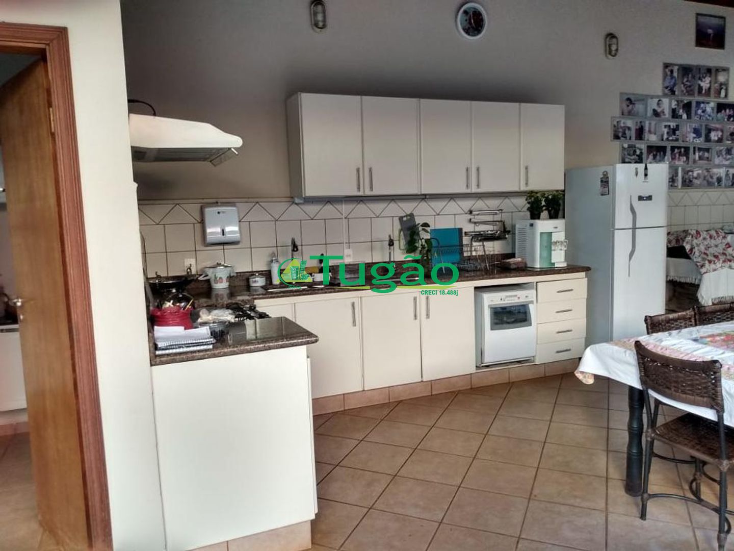 Casa com 3 quartos à venda, 320m² — foto 11 de 17