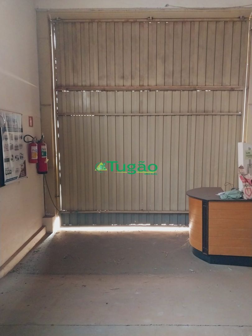 Loja / Salão / Ponto Comercial  à venda, 379m² — foto 2 de 9